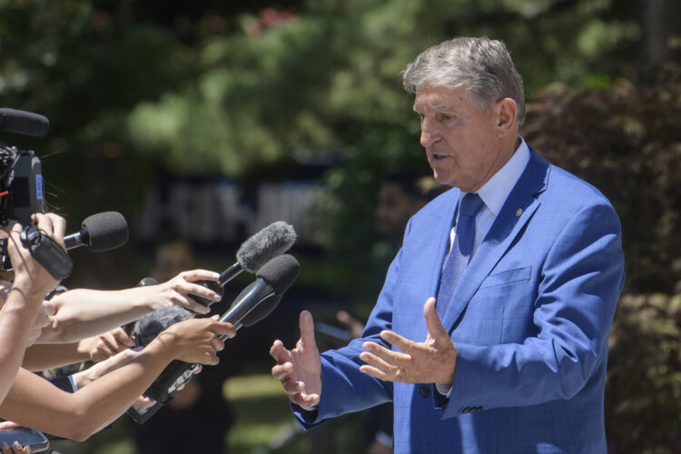Manchin Announces $44 Million To Develop Carbon Storage Hub in Marshall, Belmont Counties